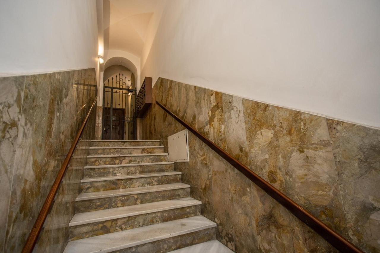 Apartamento Fresh House Cavour Roma Exterior foto